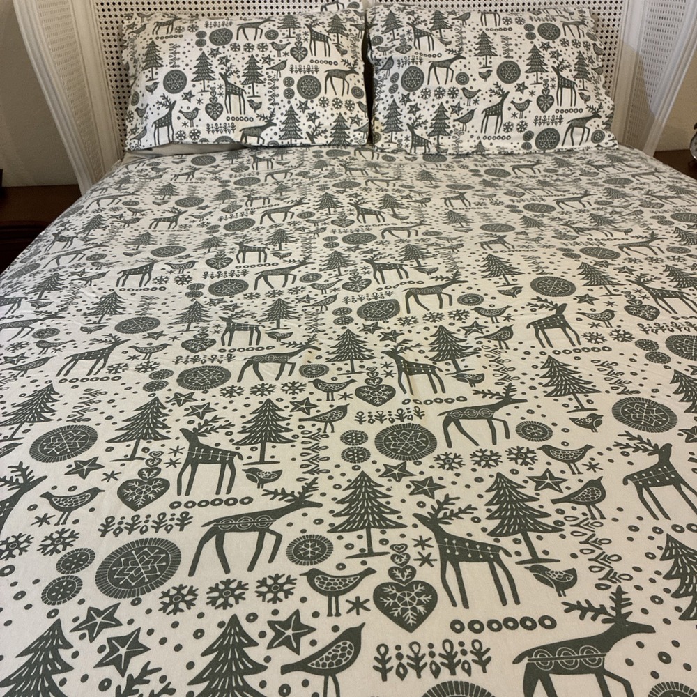 Garnet Hill Flannel Holiday Nordic Forest Queen Sheet Flat & 2 Pillow Cases